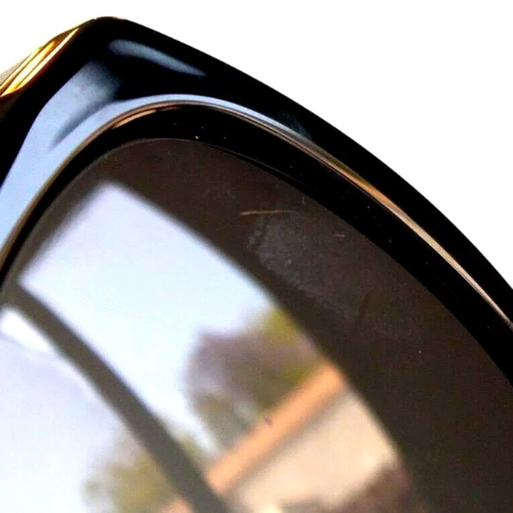 NWOT SALVATORE FERRAGMO WOMENS BLACK SUNGLASSES WITH GREY LENSES MADE IN ITALY - Picture 5 of 7